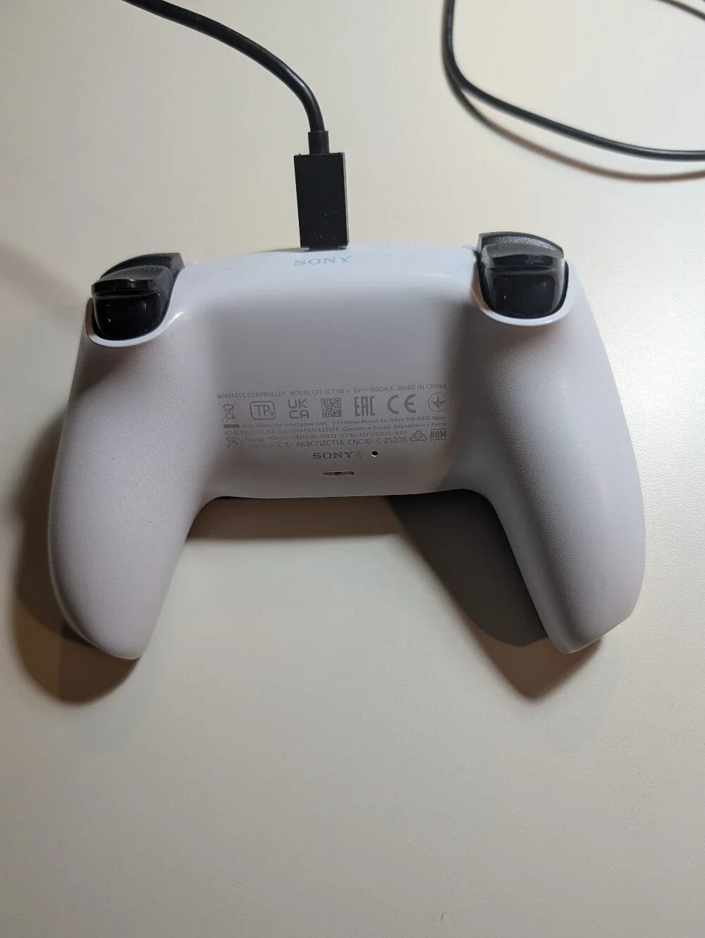 Sony Playstation Controller - White/Black